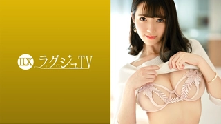 被蒙住眼睛的学生和支配女主人的硬核BDSM场景