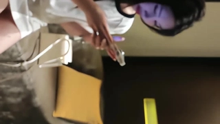 黑丝少妇怕被发现让我别用全力