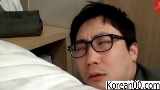 边缘危机北京30岁单身姐姐来家里喝酒酒后放飞自我