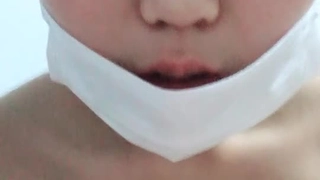 大学生在自制视频中深喉和中出