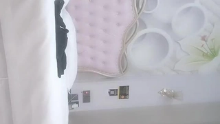 下体喷射机！你见过喷水想撒尿一样的潮喷吗？