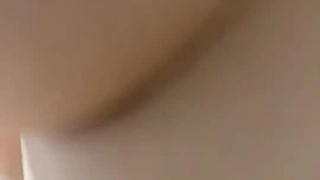 Alex Duprees与一位岳父和一位丰满的继女的热辣场景