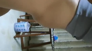 顔值妹子逼逼粉嫩穿着透视情趣装丁字裤和炮友啪啪