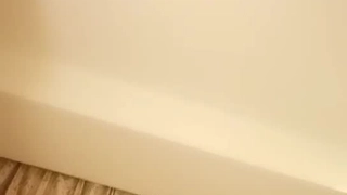 豪乳美少女！用大奶子乳交！情侶開房操屄，抓起來屌吸吮，扶著肥臀後入，騎乘位兩個奶子直晃…